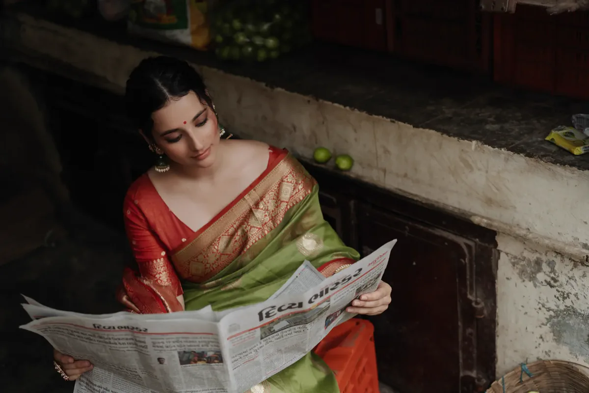 Cut-work jamawar in deep jamuni.